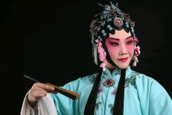 -胭脂猫京剧摄影