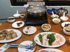 -华哥新鲜猪精品美食