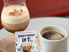 -UNI UNI(环亚凯瑟琳店)