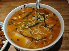 砂锅肥肠粉-三生小馆(亭知路店)