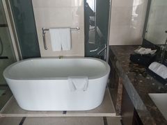 -青岛海尔洲际酒店