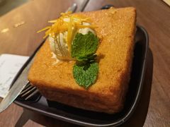 奶黄流沙西多士-来龙里 精致 东南亚餐室(万象城店)