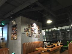 -肥肥虾庄·金牌油焖大虾(杨园滨江时代walk店)