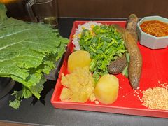 -蘸小院铁锅炖·蘸酱菜·东北菜(怀远门店)