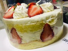-爱上花开·蛋糕·安佳动物奶油轻奢私人定制(凯德店)
