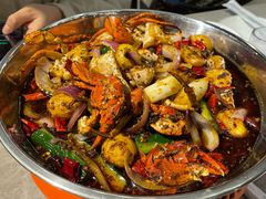 -休记光头香辣蟹干锅店(衣冠庙店)