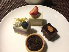 -唐拉雅秀酒店-西锦汇空中BBQ·思创餐厅