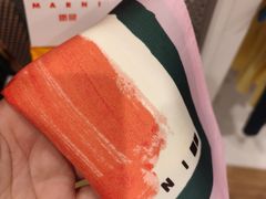 -优衣库(唐山爱琴海购物公园店)