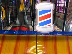 -嗨翻Hi-Fun竞技主题乐园·蹦床亲子生日轰趴(国光1937店)