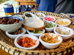 -包整·丝娃娃(一览甲秀楼风景店)