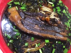 -小龙大肉面馆
