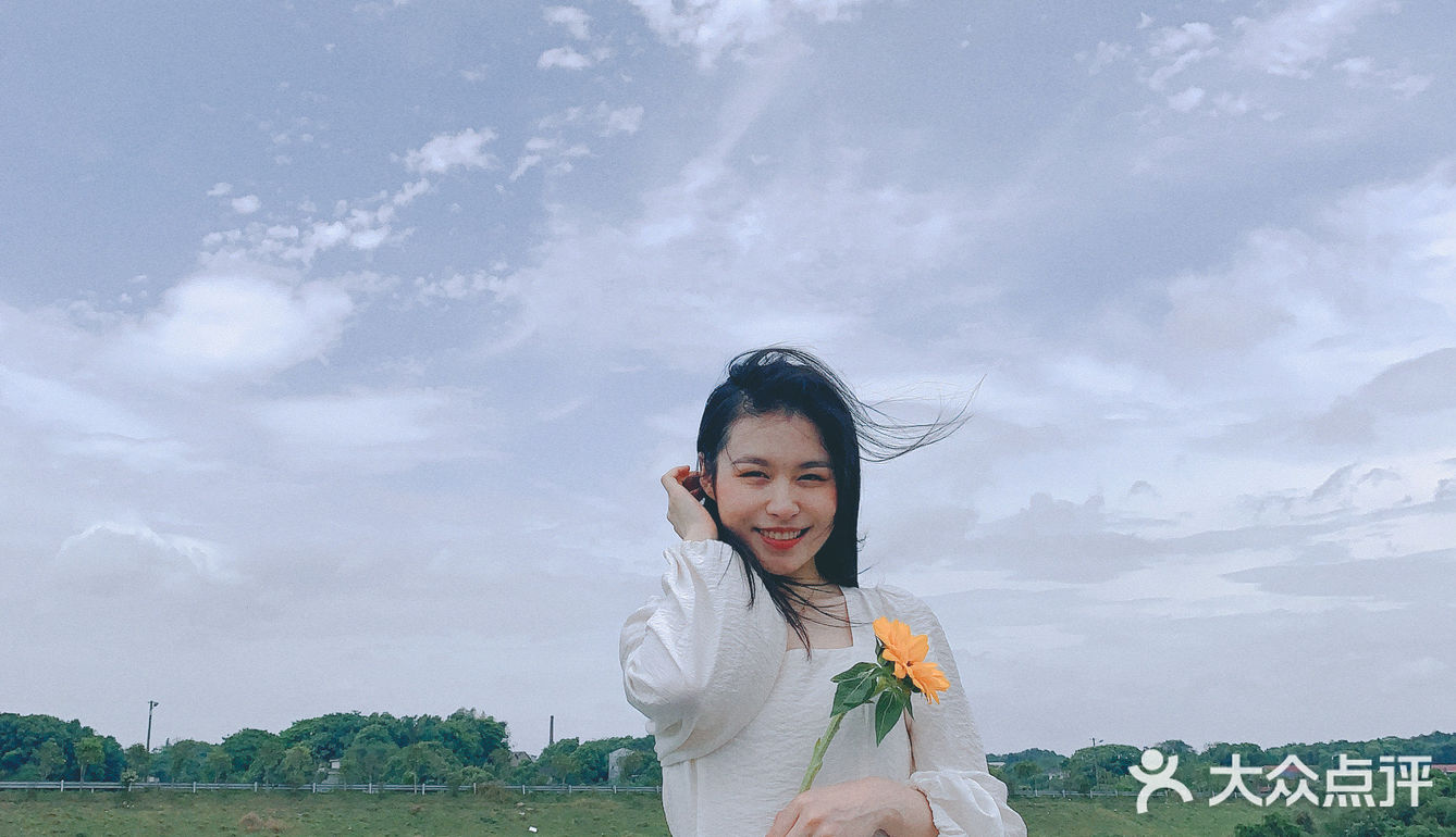 作为长沙人就不去跟外地人挤国金街了，给外地人腾个地