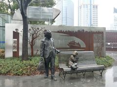彩虹桥入口-北外滩滨江绿地