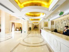 前台-维也纳国际酒店·上海虹桥火车站国家会展中心店