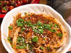 -串门邻居串串火锅(云南南路店)