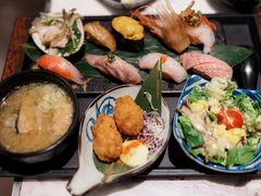 -家贺屋刺身寿司专门店