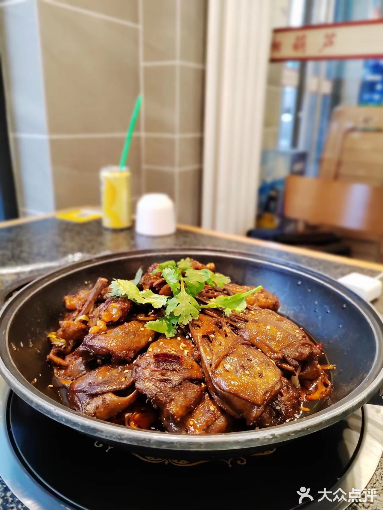 没想到在北京也能吃到这么地道的【干锅鸭头】