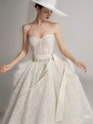 -衣贝姿婚纱礼服馆