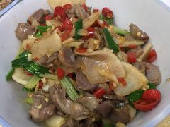 -红色湘菜馆(春风店)