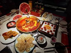 -小龙翻大江文化火锅(宽窄店)