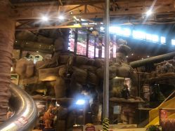 -卡通尼·Safari非洲探索乐园·生日会(金桥国际商业广场店)