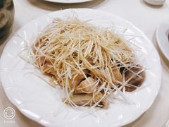 -品香菜馆(旗峰路中侨大厦店)