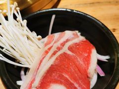 -汉江山料理级自助烤肉(荆州万达店)