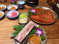 -明洞阿姨·韩式酱蟹烤肉·创意料理(三元桥店)