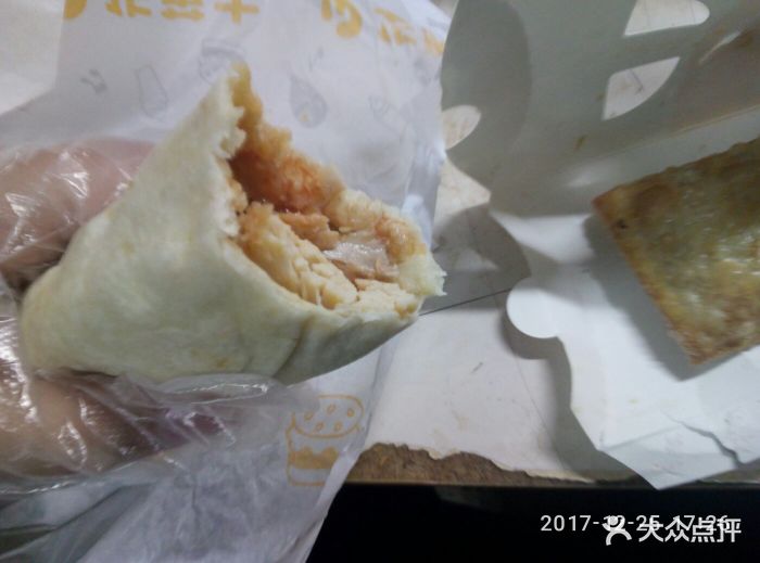 华莱士鸡肉卷图片 - 第1张