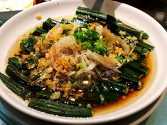 蒜蓉粉丝秋葵-李连贵熏肉大饼(丰台南路地铁站店)