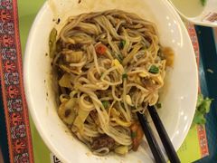 -海口骑楼小吃街