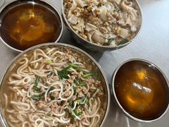 -正宗杨记普洱酸醋米线(总店)