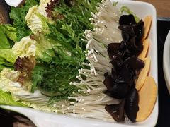 -拾味馆·浓鲜骨汤(光谷天地店)