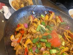 -富正毅三下锅·湘西韵味(天门山索道店)