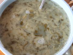 酸菜豆瓣汤-盐帮食坊•小河帮川菜(四川师大店)