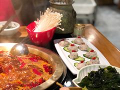 秘制虾滑-潮火锅·麻辣牛肉火锅(观音桥方圆·LIVE店)