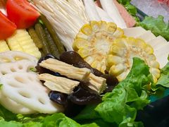 田园时光蔬菜拼盘-集渔·泰式海鲜火锅(太原里店)