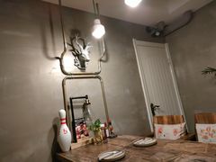 -HIGH FIVE哈福手工汉堡(桂林路店)