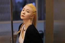 -变画·发型STUDIO