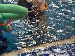 -蓝旗亲子游泳(范湖万达广场店)