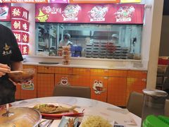 -黄记煌三汁焖锅(新佳丽江汉路店)