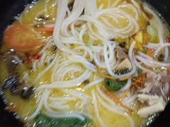 -桥香园过桥米线(国贸店)