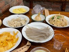 -炙热青春怀旧主题餐厅(河北路店)