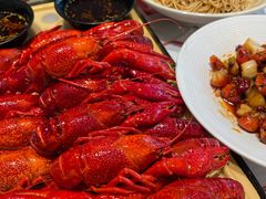 -肥肥虾庄·金牌油焖大虾(汉口城市广场店)