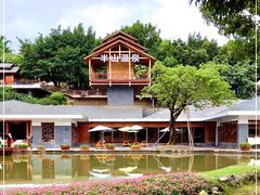 -湖泉半山温泉