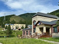 -喀纳斯鸿福生态度假酒店