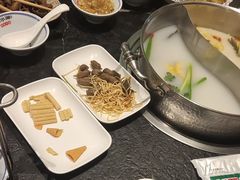 -江小渔鲜鱼火锅(西二道街店)