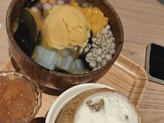 -杏甜品(尖沙咀加拿分道店)