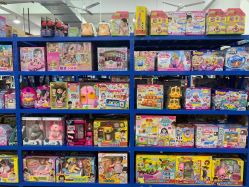 -逝水玩具折扣店