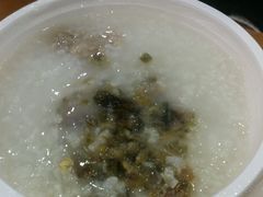 皮蛋瘦肉粥-全家便利店(杭州龙翔桥地铁站店)